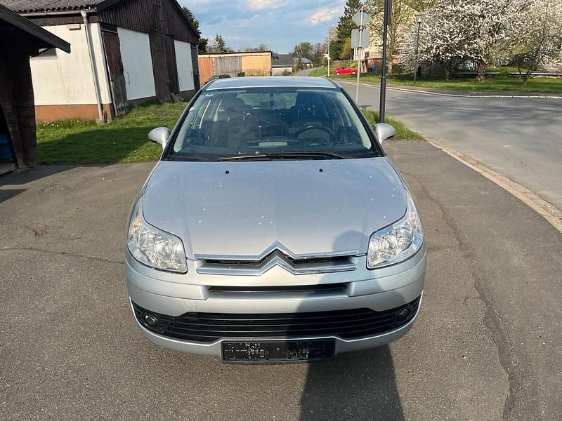 Gebraucht Citroën C4 108 PS (79 kW) 2006 Silber Limousine