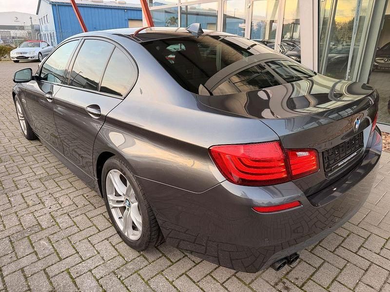 Gebraucht BMW 518 M Sport 150 PS (110 kW) 2016 Grau Limousine