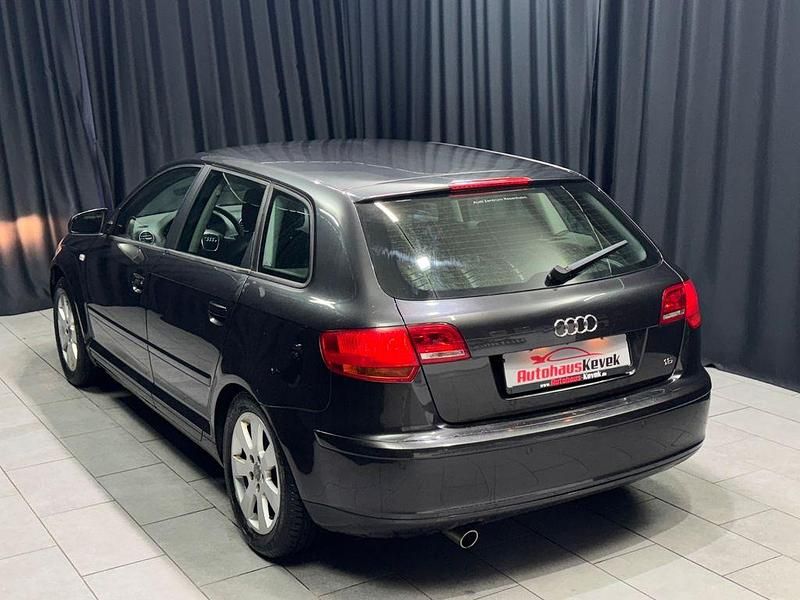 Gebraucht Audi A3 Ambiente 102 PS (75 kW) 2008 Grau Limousine