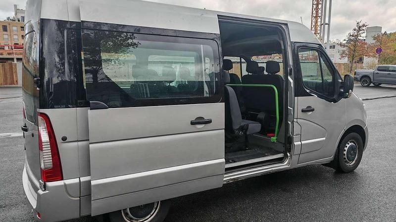 Gebraucht Opel Movano 145 PS (106 kW) 2018 Silber Van