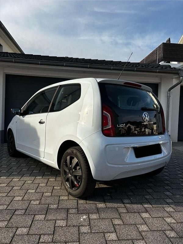 Gebraucht VW up! 60 PS (44 kW) 2015 Weiß Kleinwagen