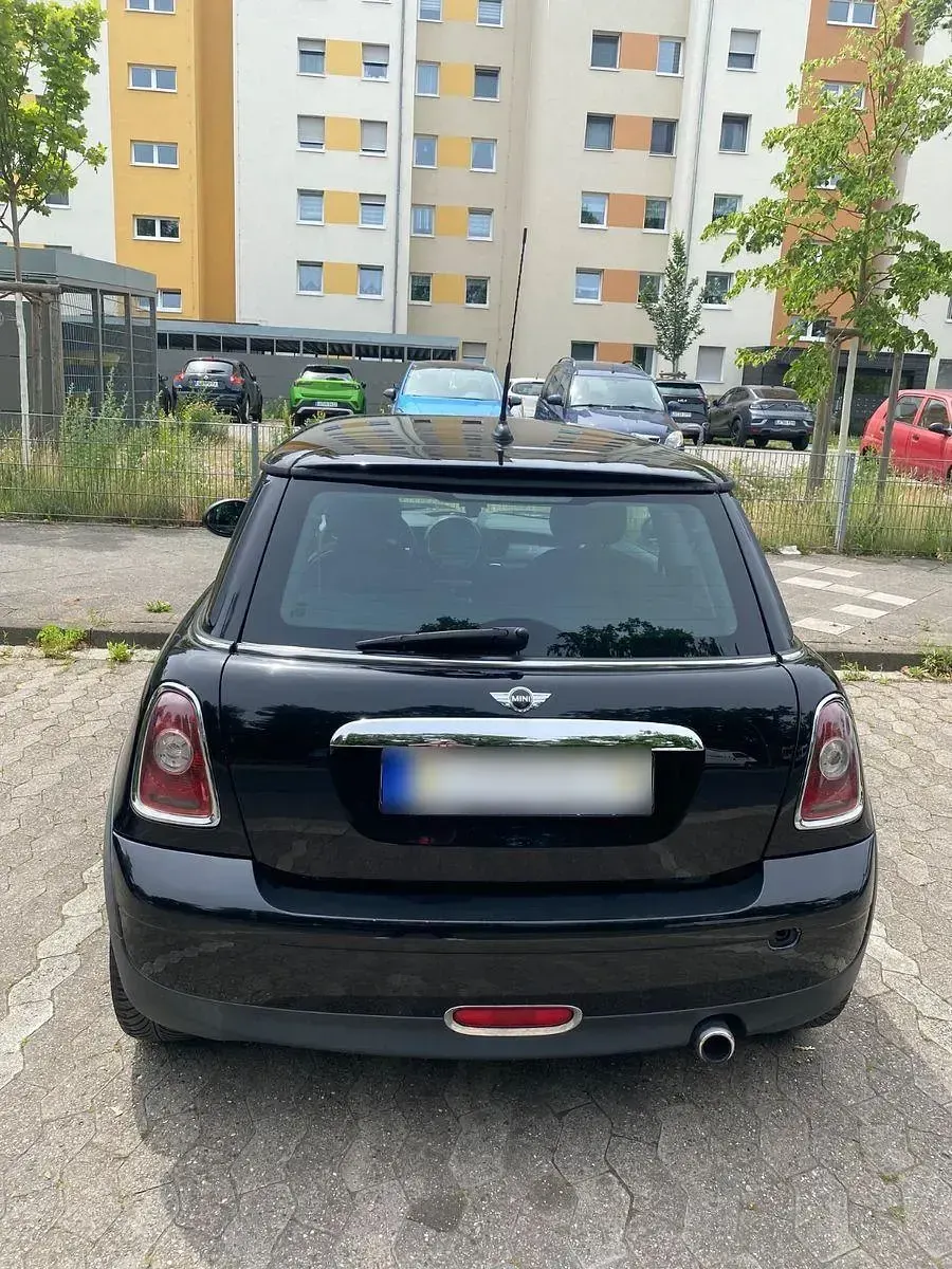 Gebraucht Mini ONE 95 PS (69 kW) 2009 Schwarz Kleinwagen