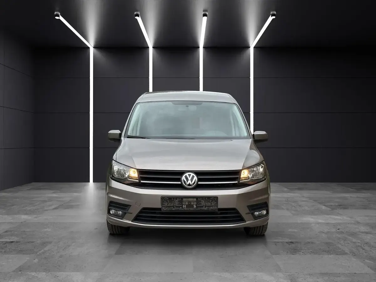 Usata VW Caddy 125 CV (91 kW) 2018 Beige Monovolume