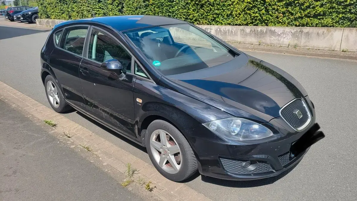 Gebraucht Seat Leon 125 PS (91 kW) 2011 Schwarz Kleinwagen