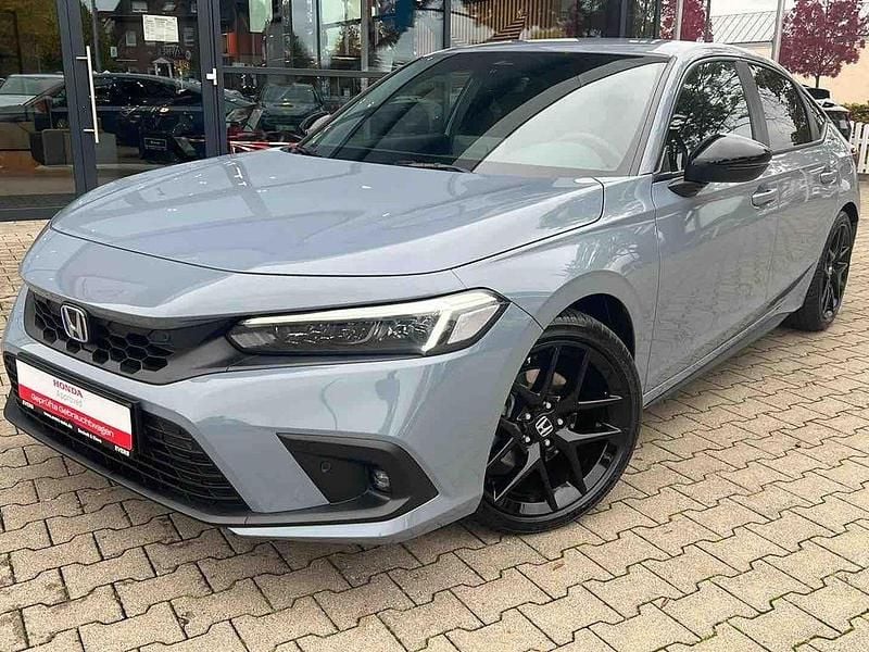Sonic gray pearl Gebraucht 2025 Honda Civic Sport Limousine | 32.950 € (Superpreis) - Bild 1/4