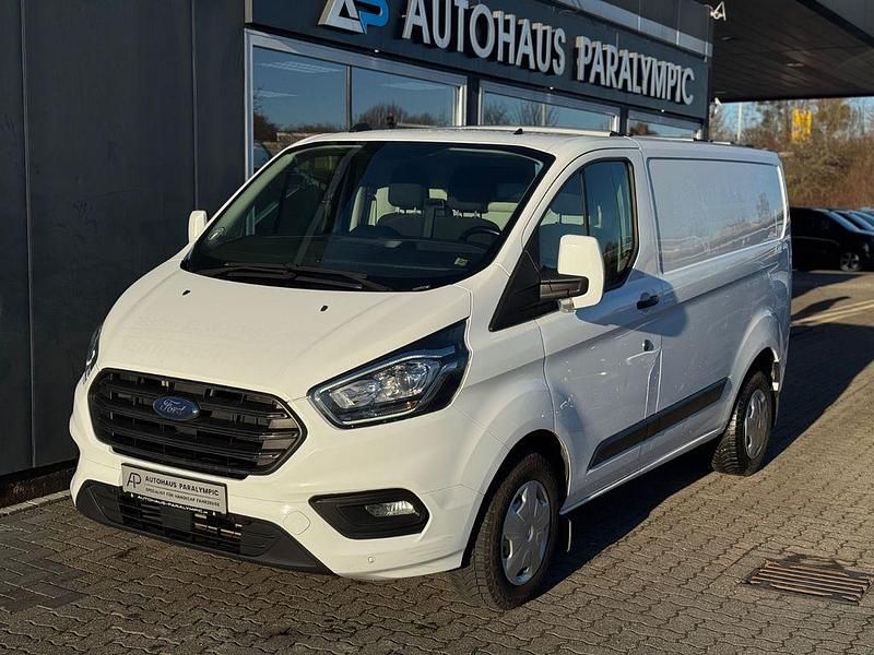 Gebraucht Ford Transit Custom 131 PS (96 kW) 2021 Weiß Van / Kleinbus