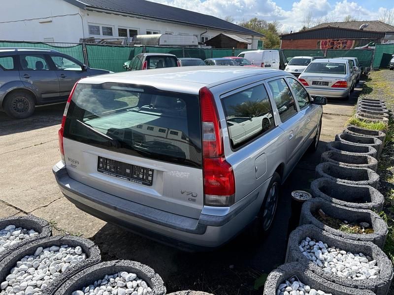 Gebraucht Volvo V70 163 PS (119 kW) 2004 Silber Kombi