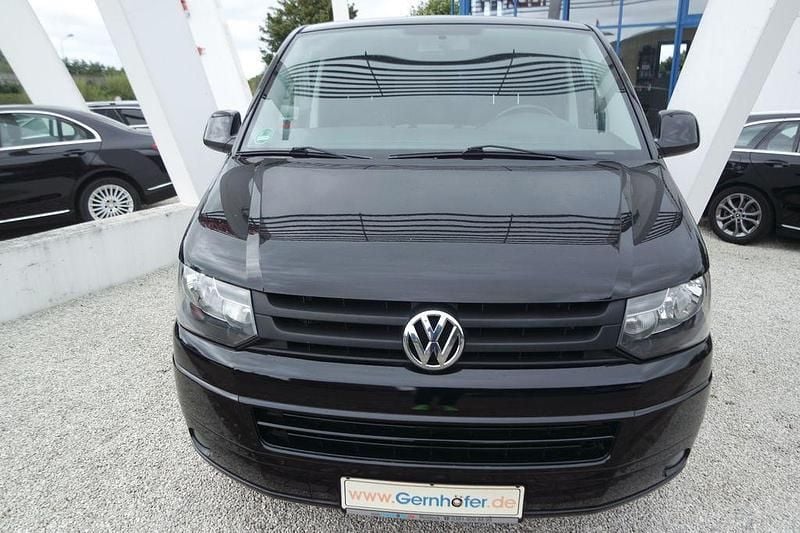Gebraucht VW Caravelle 179 PS (131 kW) 2010 Schwarz Van / Kleinbus