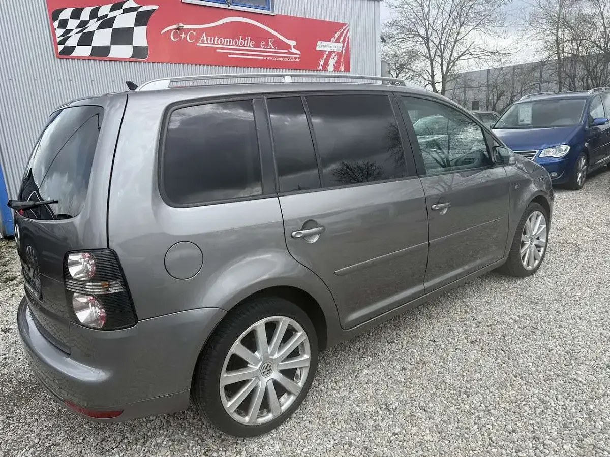 Gebraucht VW Touran R-line Edition 170 PS (125 kW) 2009 Grau Van / Kleinbus