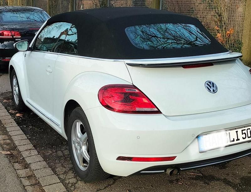 Gebraucht VW Beetle Sound 105 PS (77 kW) 2017 Weiß Kleinwagen