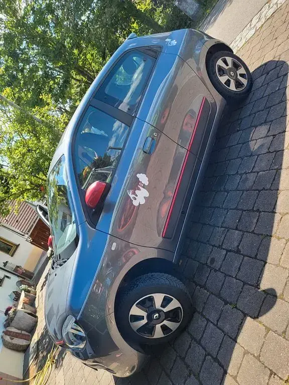 Gebraucht Renault Twingo Liberty 71 PS (52 kW) 2016 Grau Kleinwagen