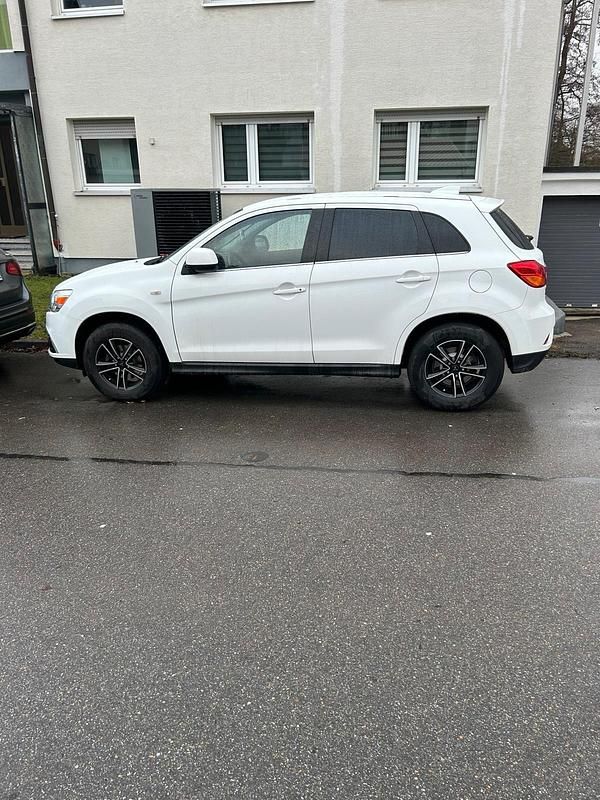 Gebraucht Mitsubishi ASX 117 PS (86 kW) 2018 Weiß SUV