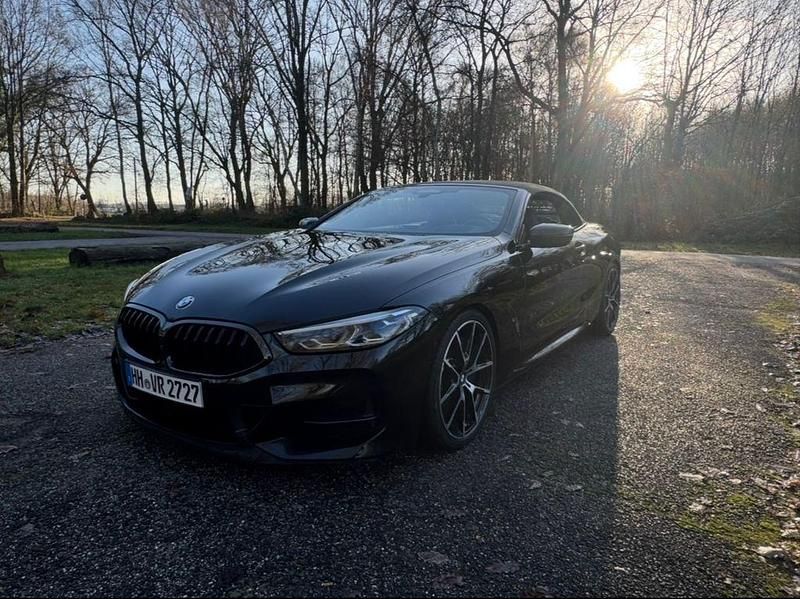 Schwarz Gebraucht 2019 BMW M850 Shadowline Coupé | 49.999 € (Fairer Preis) - Bild 1/4