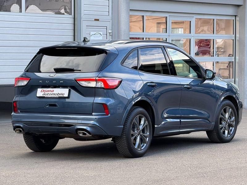 Gebraucht Ford Kuga ST 120 PS (88 kW) 2023 Blau SUV