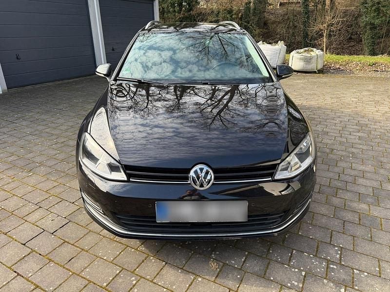 Gebraucht VW Golf VII Allstar 110 PS (80 kW) 2017 Schwarz Kombi