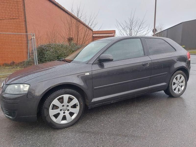 Gebraucht Audi A3 Ambiente 150 PS (110 kW) 2004 Kleinwagen