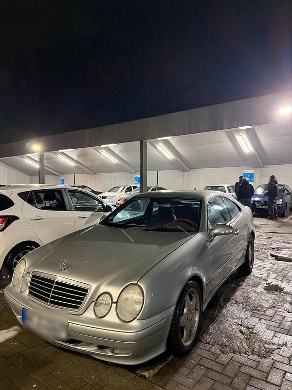 Silber Gebraucht 2001 Mercedes CLK230 Coupé | 4.800 € - Bild 1/4