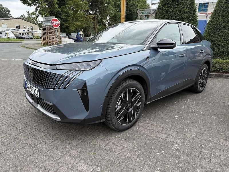 Blau Gebraucht 2024 Peugeot 3008 GT SUV | 39.990 € - Bild 1/4