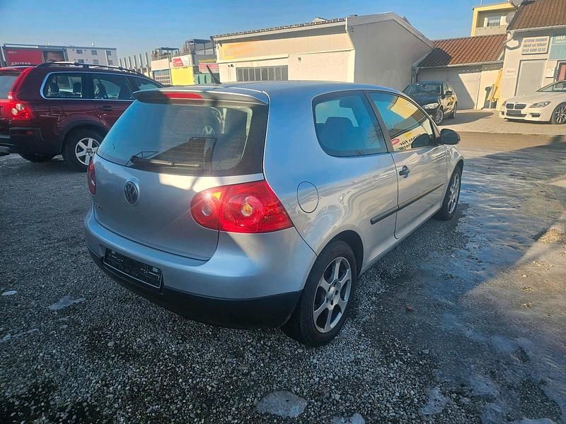 Gebraucht VW Golf IV 80 PS (58 kW) 2006 Silber Limousine