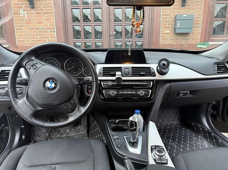 Gebraucht BMW 320 Advantage 190 PS (139 kW) 2016 Limousine