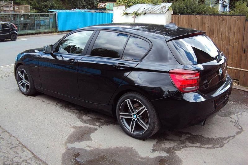Gebraucht BMW 116 Performance 136 PS (100 kW) 2014 Schwarz Kleinwagen