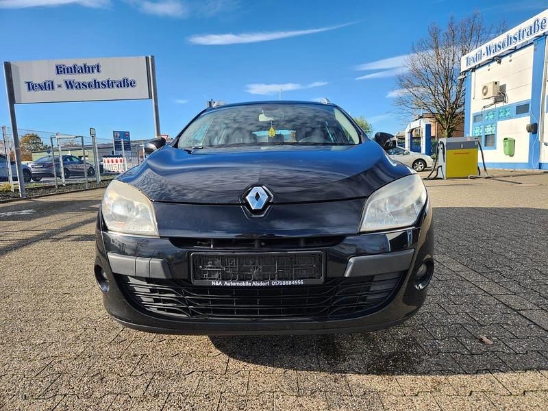 Schwarz Gebraucht 2010 Renault Mégane GrandTour Kombi | 3.400 € (Fairer Preis) - Bild 1/4