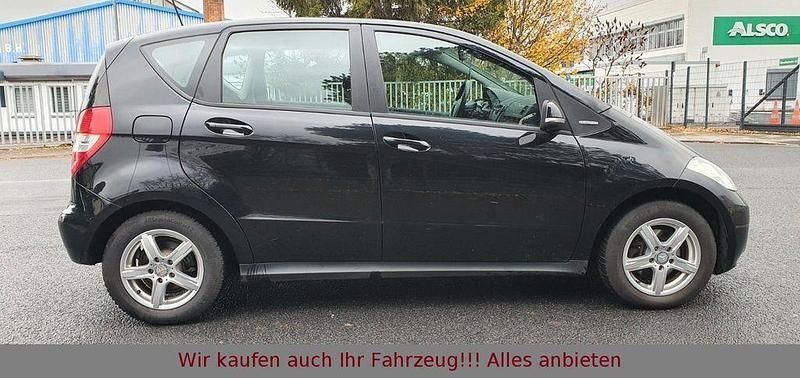 Gebraucht Mercedes A160 95 PS (69 kW) 2012 Schwarz Van / Kleinbus