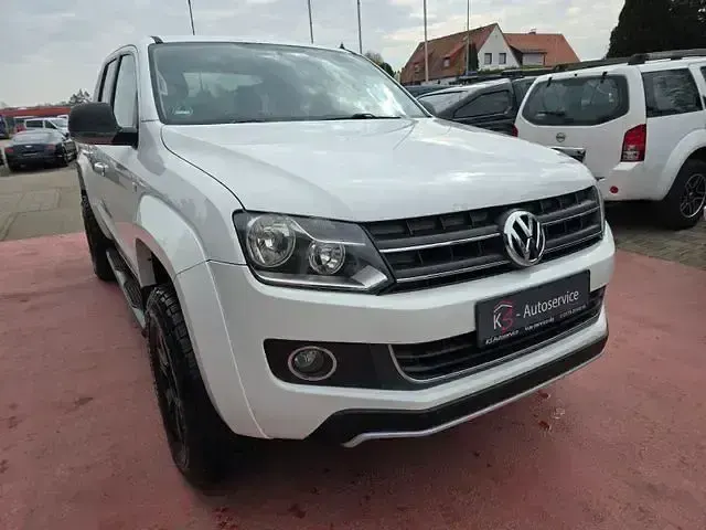 Używany VW Amarok Highline 210 KM (154 kW) 2011 Biały Pickup