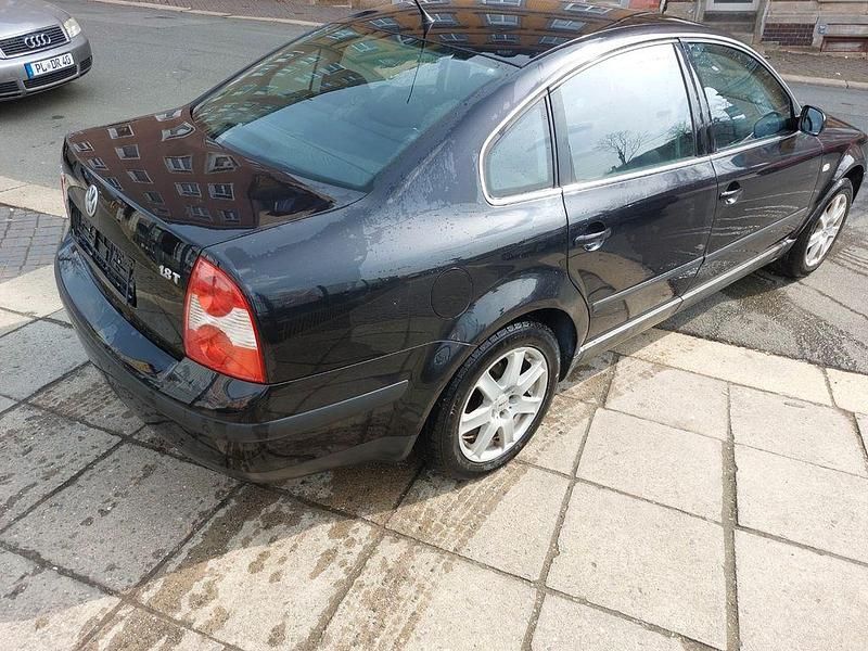 Gebraucht VW Passat Highline 150 PS (110 kW) 2003 Schwarz Limousine