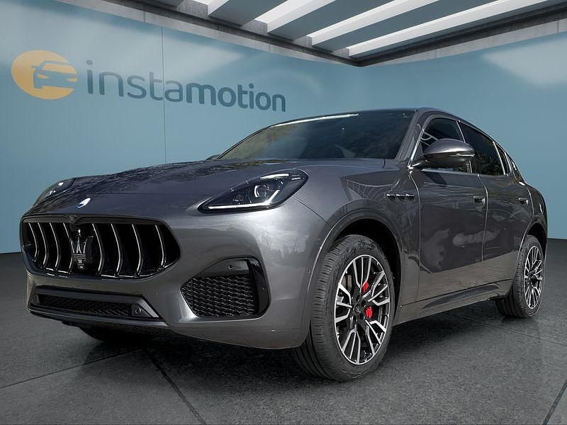 Grau Neu 2025 Maserati Grecale SUV | 86.399 € (Guter Preis) - Bild 1/4