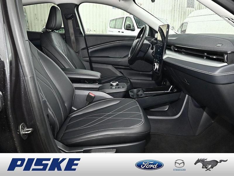 Gebraucht Ford Mustang Mach-E Standard Range 197 kW (269 PS) 2022 Dark matter grey SUV
