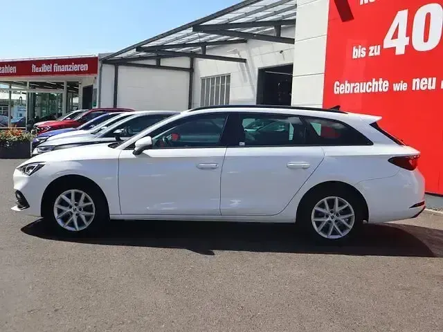 Gebraucht Seat Leon Style 150 PS (110 kW) 2023 Weiß Kombi