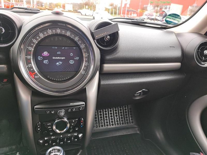 Usata Mini Cooper 112 CV (82 kW) 2015 Blu Utilitaria