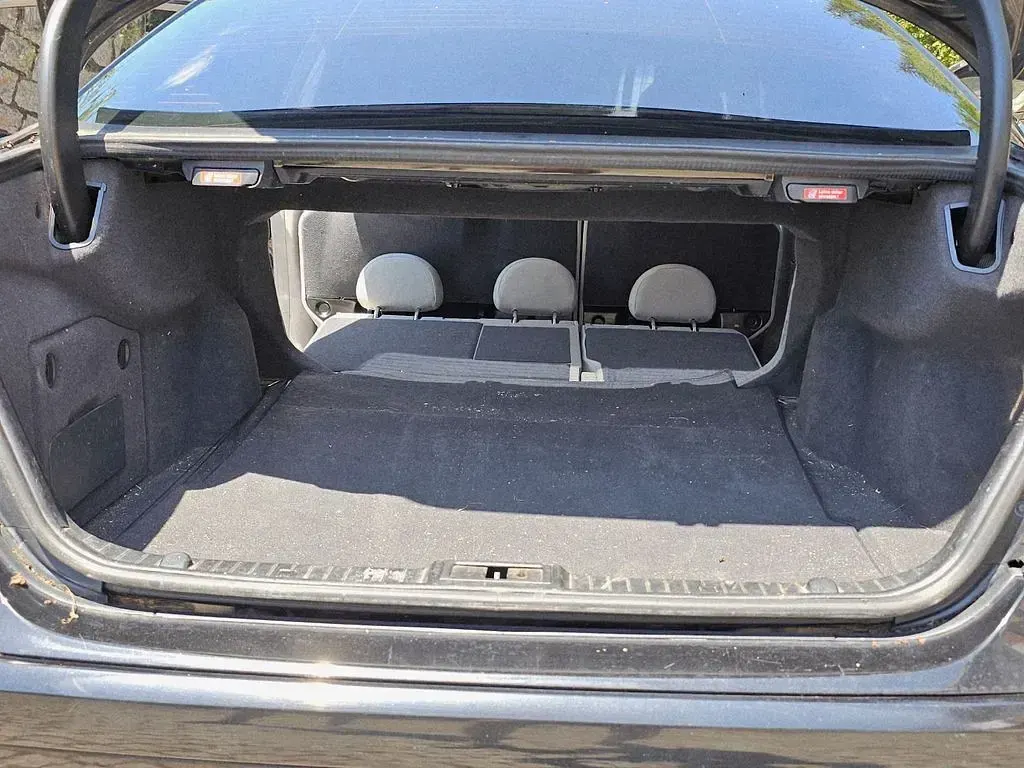 Gebraucht Mercedes 220 150 PS (110 kW) 2002 Schwarz Limousine