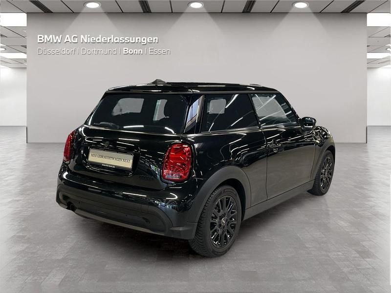 Gebraucht Mini Cooper 136 PS (100 kW) 2023 Schwarz Kleinwagen