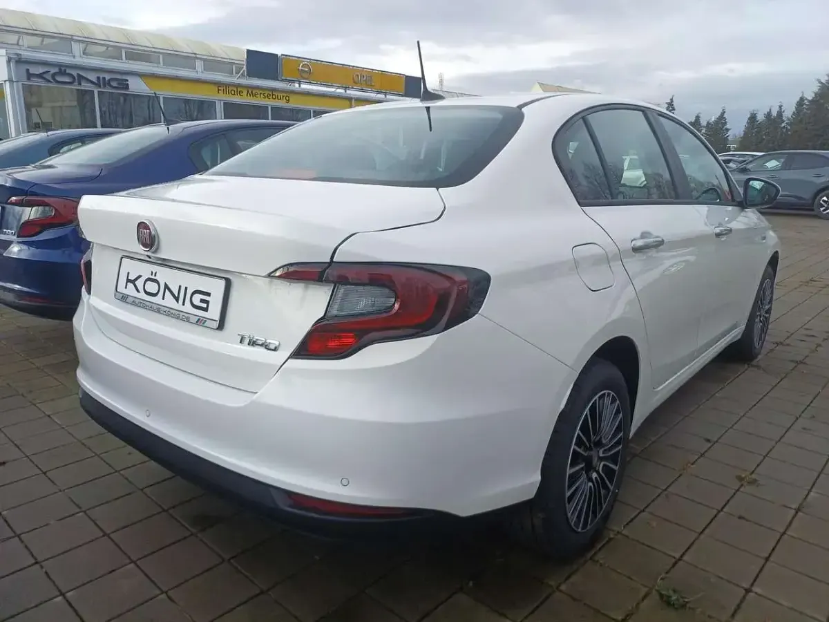 Gebraucht Fiat Tipo Urban 131 PS (96 kW) 2026 Weiß Limousine