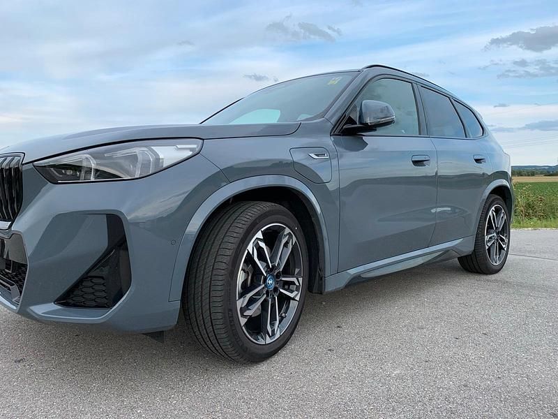 Używany BMW X1 170 KM (125 kW) 2022 Szary SUV
