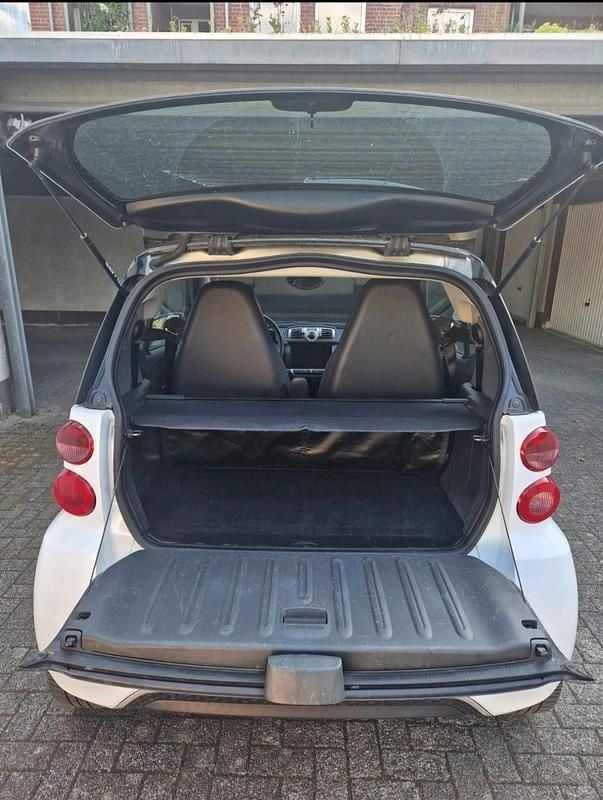 Gebraucht Smart ForTwo Coupé 71 PS (52 kW) 2012 Weiß Coupé