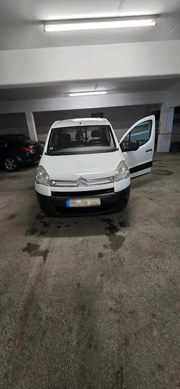 Gebraucht Citroën Berlingo 75 PS (55 kW) 2010 Weiß Van / Kleinbus