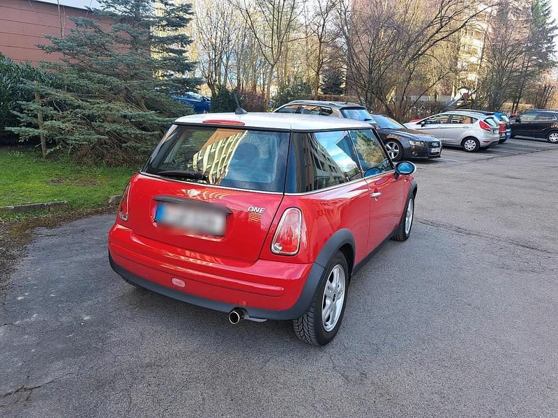 Gebraucht Mini ONE 90 PS (66 kW) 2006 Rot Kleinwagen