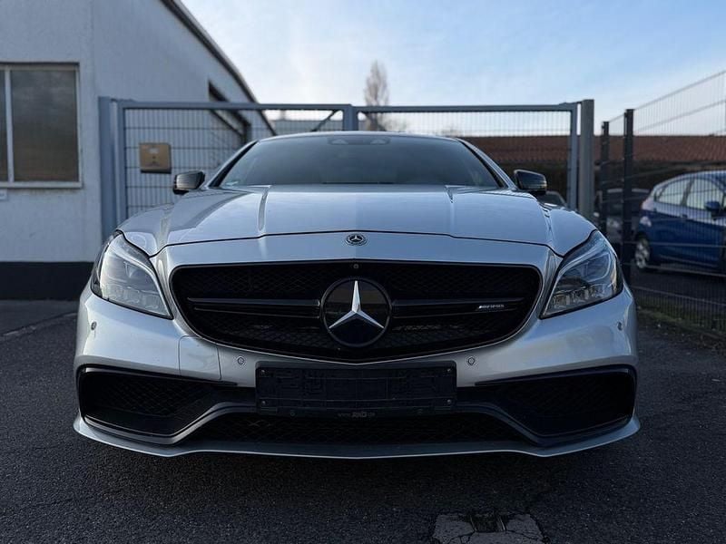 Gebraucht Mercedes CLS63 AMG AMG 557 PS (409 kW) 2015 Silber Limousine
