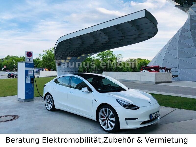 Gebraucht Tesla Model 3 Performance 377 kW (513 PS) 2019 Weiß Limousine