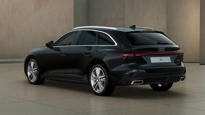 Gebraucht Audi A5 Comfort 204 PS (150 kW) 2025 Schwarz (mythosschwarz) Kombi