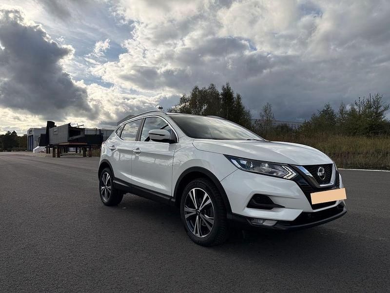 Weiß Gebraucht 2020 Nissan Qashqai N-Way SUV | 20.700 € (Etwas zu teuer) - Bild 1/4