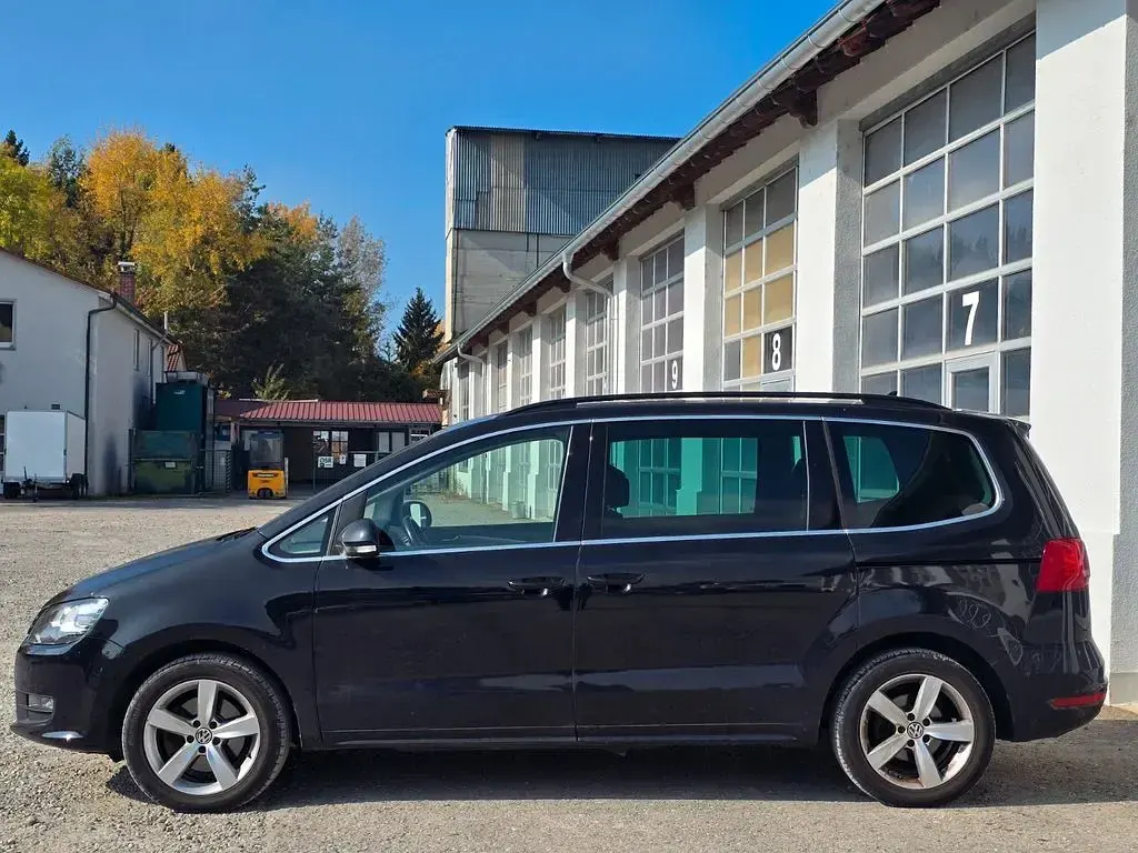 Gebraucht VW Sharan Comfortline 140 PS (102 kW) 2015 Schwarz Van / Kleinbus