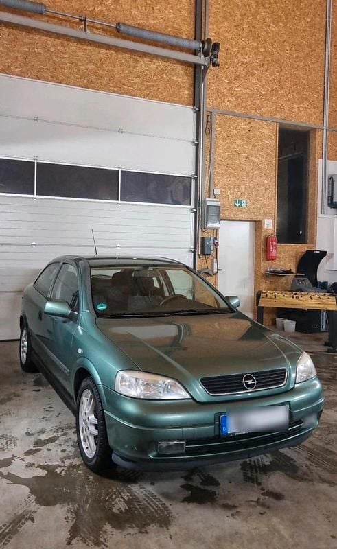 Gebraucht Opel Astra 116 PS (85 kW) 2000 Grün Coupé