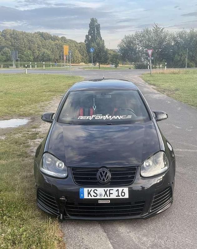 Schwarz Gebraucht 2006 VW Golf V GTI Kleinwagen | 12.999 € - Bild 1/4
