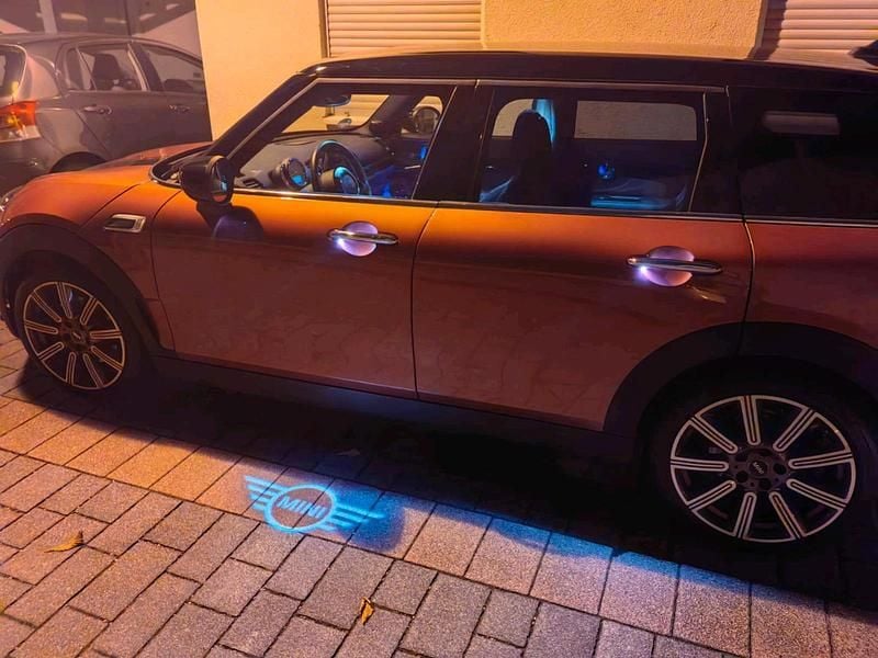 Rot Gebraucht 2019 Mini Clubman Kombi | 18.500 € - Bild 1/4
