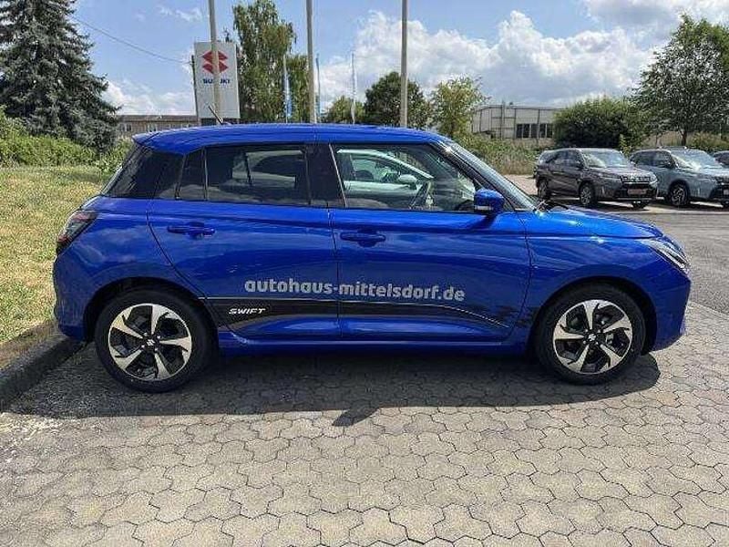 Gebraucht Suzuki Swift Comfort+ 83 PS (61 kW) 2025 Blau Kleinwagen