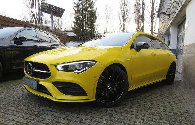 Gebraucht Mercedes CLA220 AMG 190 PS (139 kW) 2020 Sonnengelb  unilack Limousine